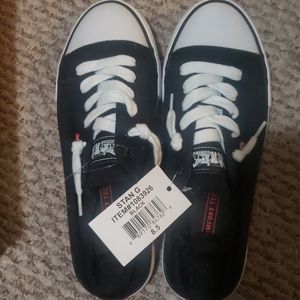 New Levi's Slip On Sneakers Sz. 8.5